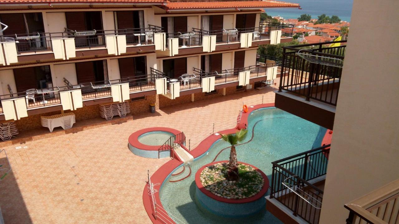 Villa Panorama Hotel Políhrono Kültér fotó